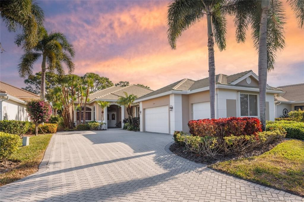 4 bedroom Single Family Residence at 2379 SW Manor Hill Drive, Monarch, Martin Downs 31, Palm City — photo 2