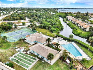 Clubhouse & amenities