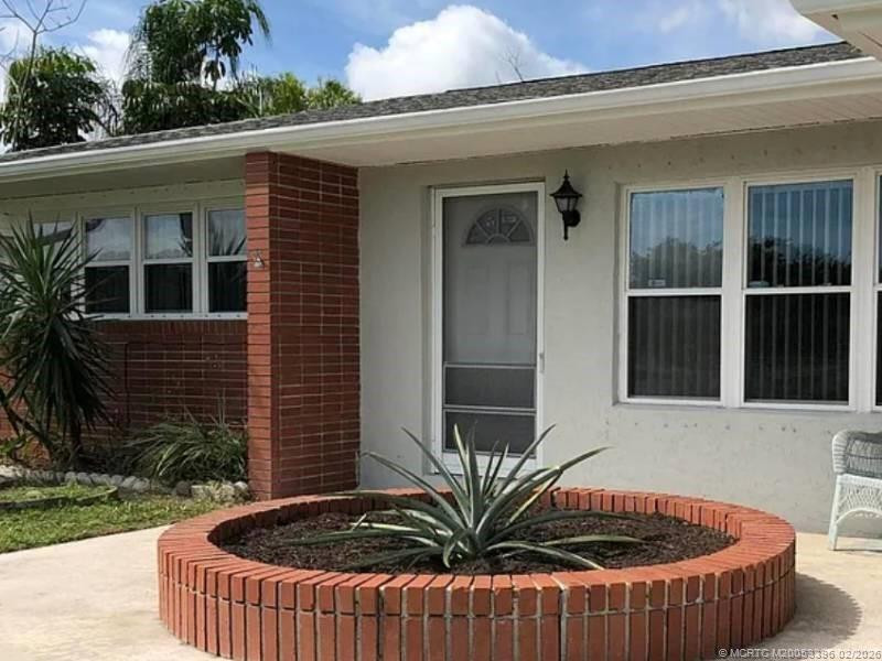2 bedroom Single Family Residence at 874 SW Ivanhoe Drive, Port St Lucie Sec 45, Port St. Lucie — photo 2
