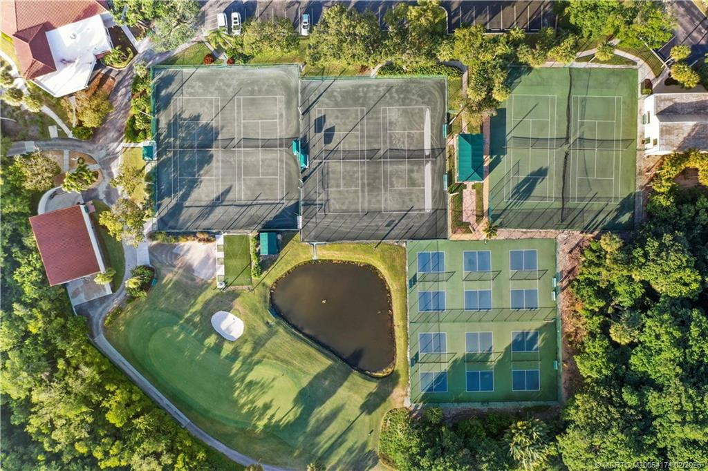 Tennis & Pickleball Courts