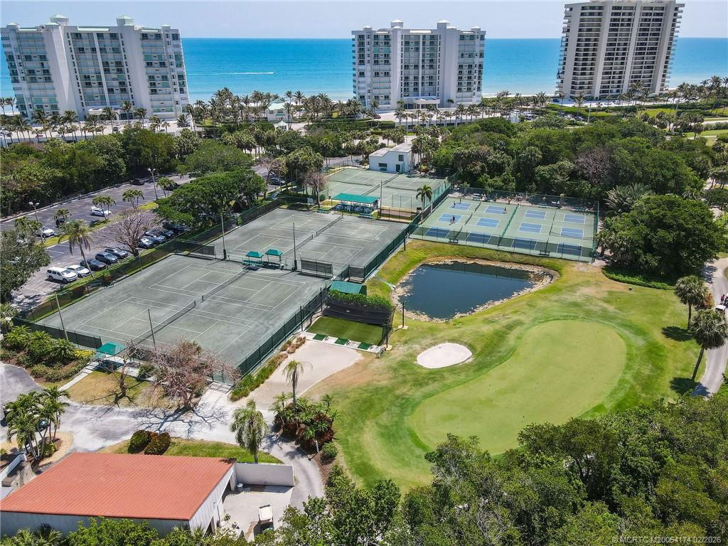 Island Dunes CC