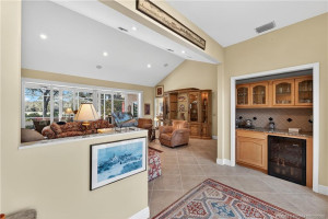 Foyer Entry