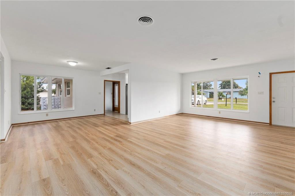 Photo 8 at 208 Riomar Drive, Port St. Lucie