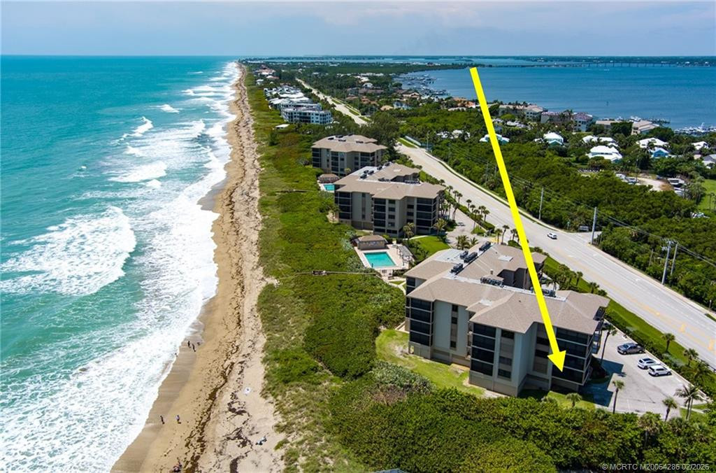 2641 NE Ocean Boulevard 101, Stuart, FL 34996 in Stuart - property photo
