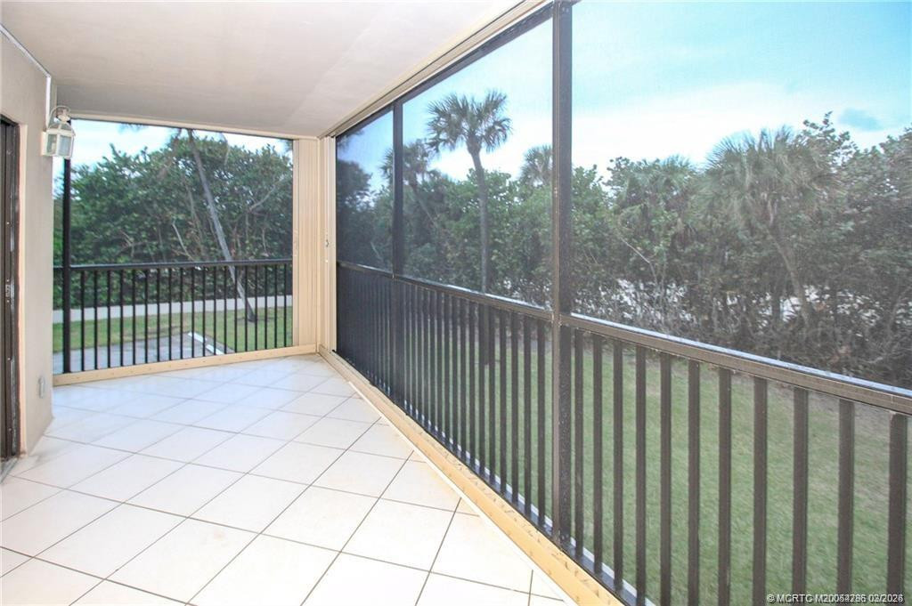 2641 NE Ocean Boulevard 101, Stuart, FL 34996 in Stuart - property photo 8