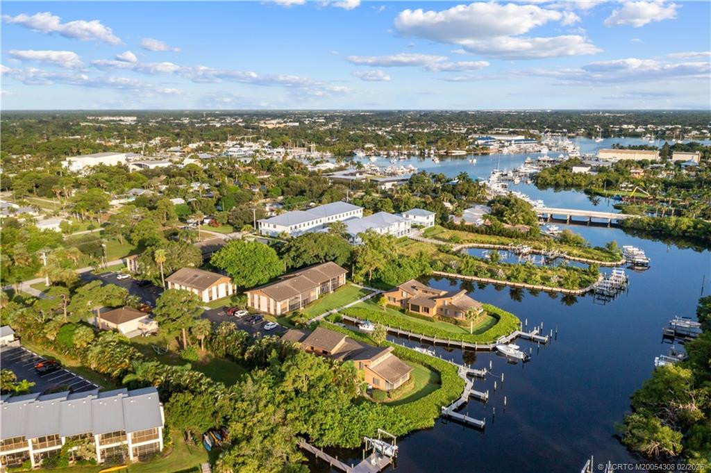 4885 SE Capstan Avenue 27, Stuart – Condominium for rent