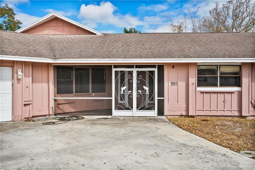 4 bedroom Single Family Residence at 981 SE Lansdowne Avenue, Port St Lucie Sec 10, Port St. Lucie — photo 4