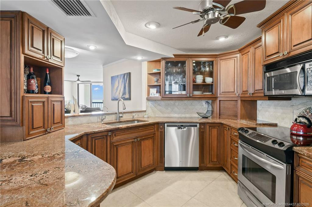 9500 S Ocean Drive #Ph3, Jensen Beach FL - photo 11 of 38
