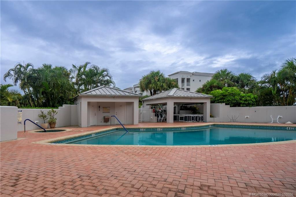 Photo 7 at 184 NE Edgewater Drive 1206, Stuart