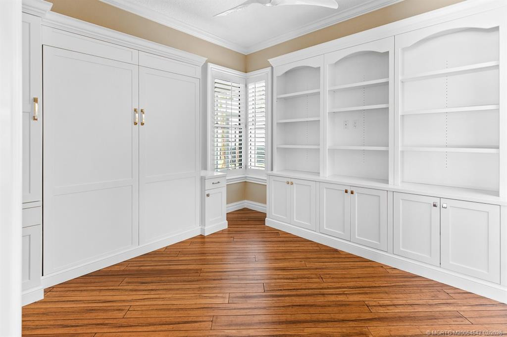 Bedroom/Office