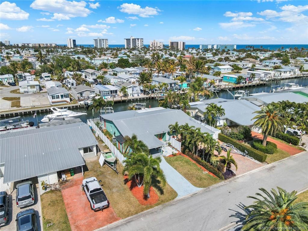 Photo 5 at 84 Aqua Ra Drive, Jensen Beach