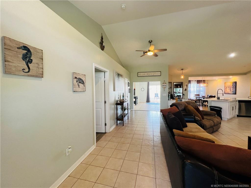 Photo 3 at 1309 Carlton Court, Fort Pierce