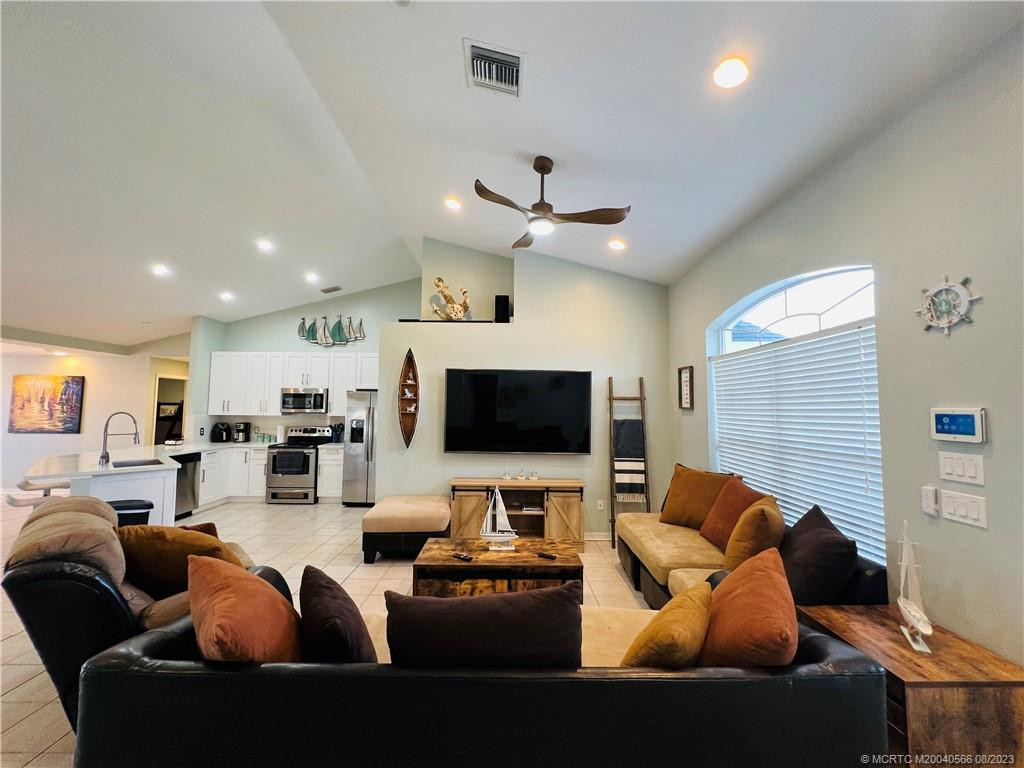 Photo 6 at 1309 Carlton Court, Fort Pierce