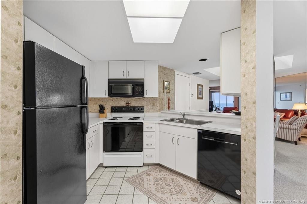 Photo 5 at 3870 N Highway A1A 604, Fort Pierce