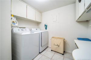 Full size appliances and storage