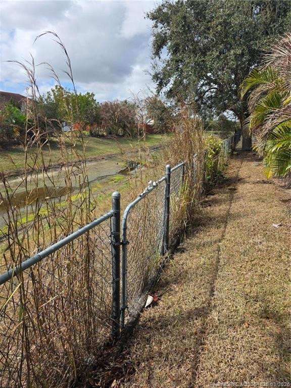 2692 SW Altamira Avenue, Port St. Lucie FL - photo 12 of 30