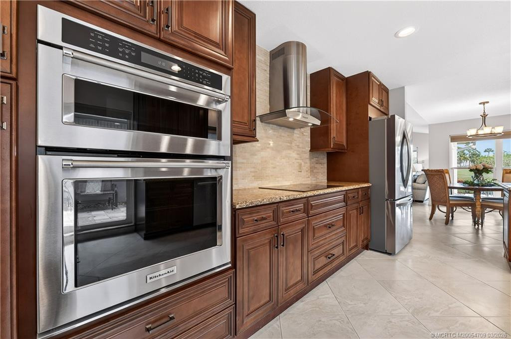 Wall oven & Microwave