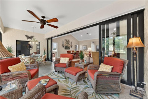 Screen enclosed Florida Room off Living Room.
