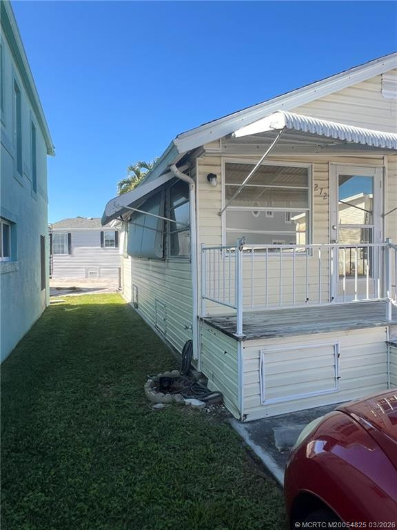 1 bedroom Manufactured Home at 10725 S Ocean Drive #272, Holiday Out At St Lucie Inc, Jensen Beach — photo 4