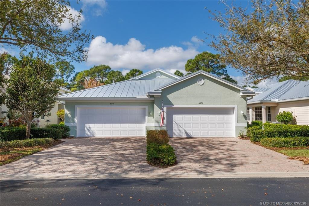 Photo 2 at 4578 SE Bridgetown Court, Stuart