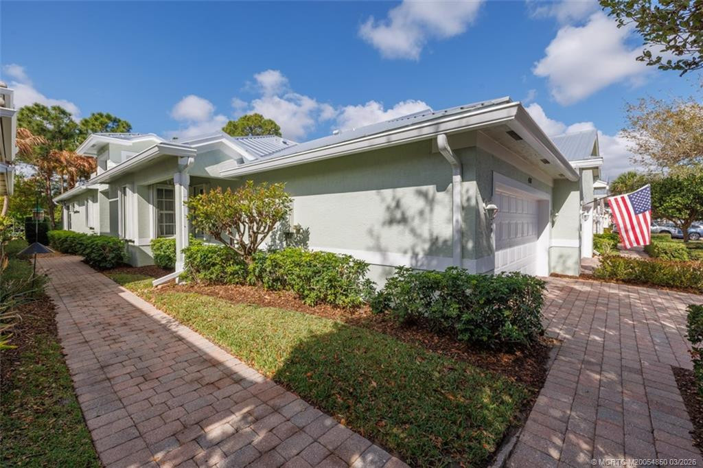 Photo 3 at 4578 SE Bridgetown Court, Stuart