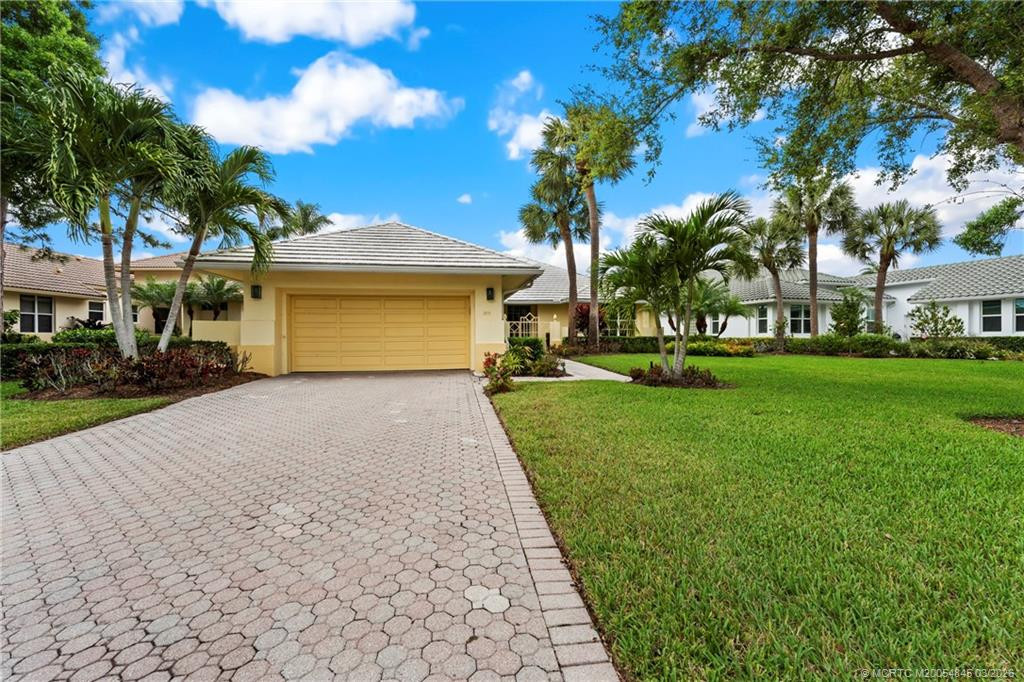 Photo 2 at 3510 SE Cambridge Drive, Stuart