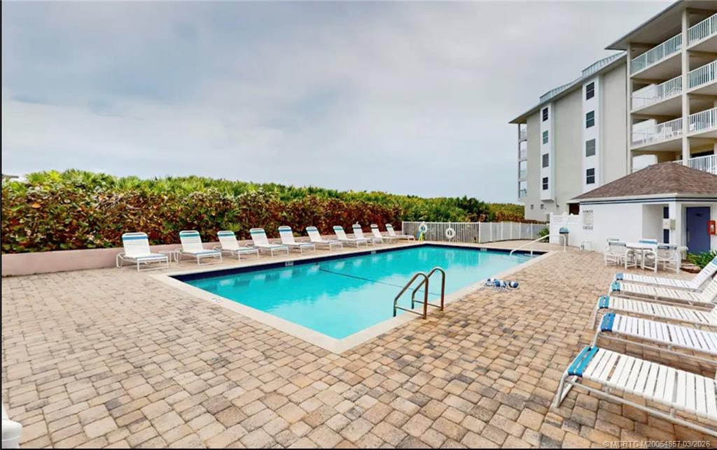 Photo 5 at 429 NE Tradewind Lane 405, Stuart