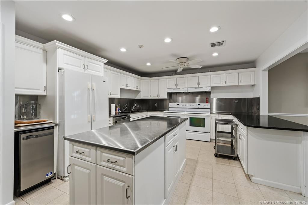 Clubhouse kitchen