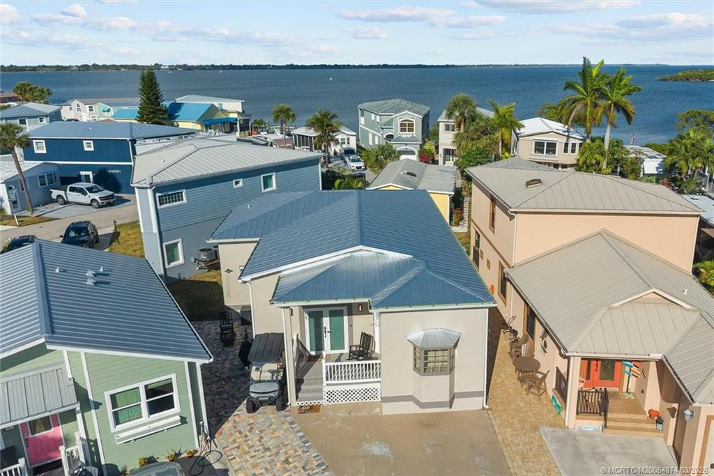 561 Nettles Boulevard, Jensen Beach – sold