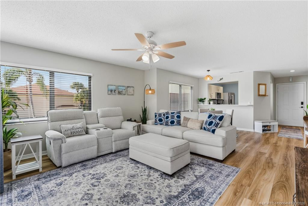 6940 SE Constitution Boulevard 206, Hobe Sound – sold