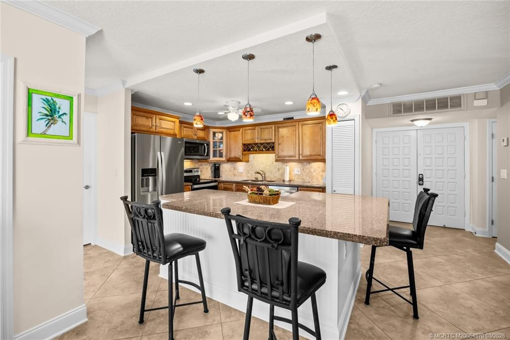 1800 SE Saint Lucie Boulevard 9-102, Stuart, FL 34996 in Stuart - property photo