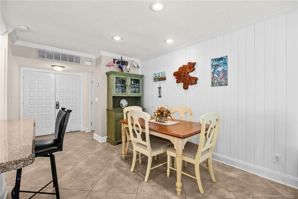 1800 SE Saint Lucie Boulevard 9-102, Stuart, FL 34996 in Stuart - property photo 4