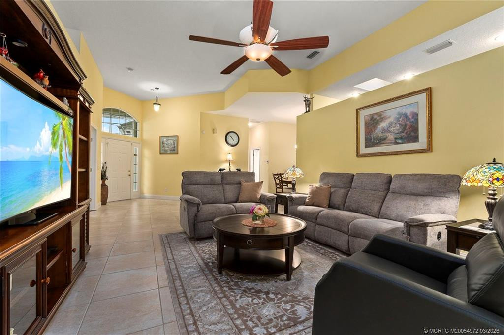 448 SW Fairway Landing, Port St. Lucie FL - photo 9 of 43