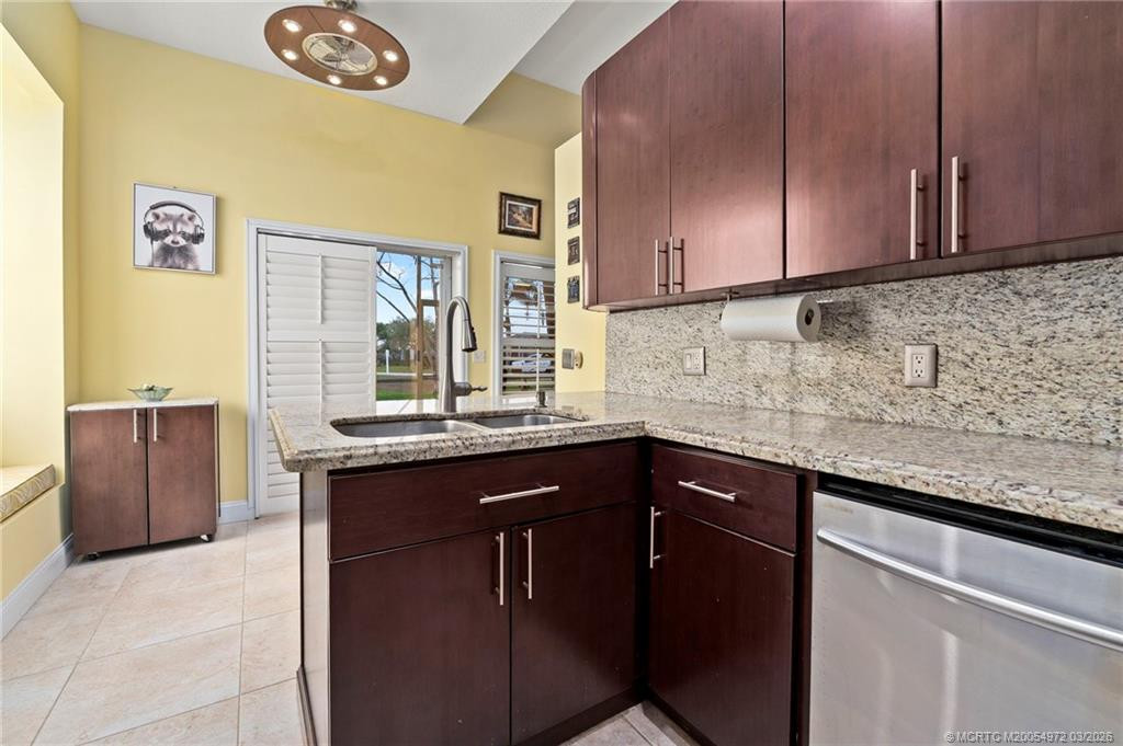 448 SW Fairway Landing, Port St. Lucie FL - photo 11 of 43