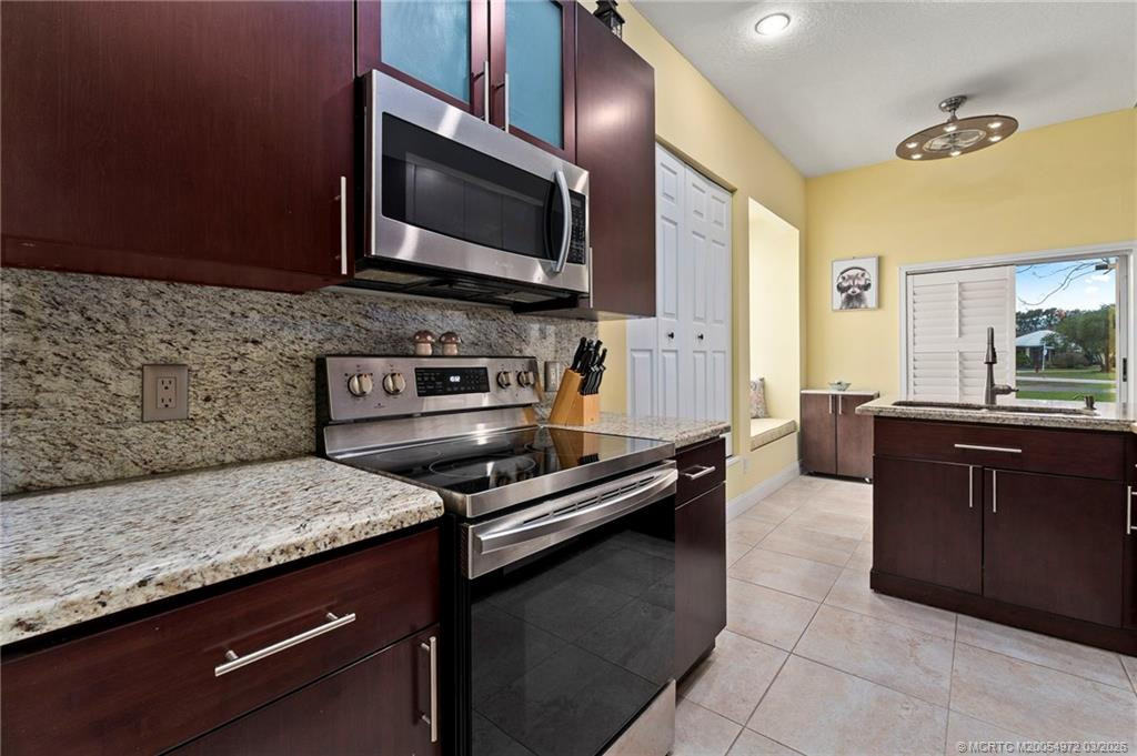 448 SW Fairway Landing, Port St. Lucie FL - photo 13 of 43