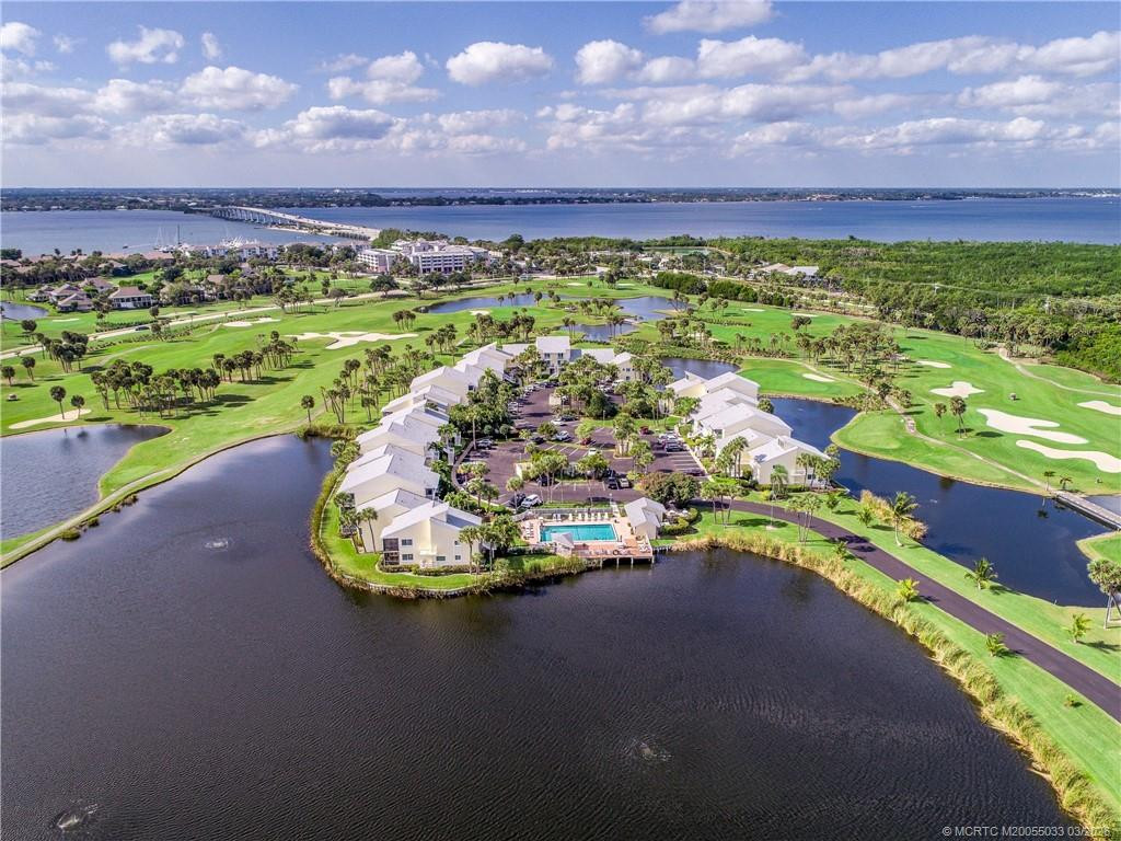 5593 NE Gulfstream Way, Stuart – Condominium for rent