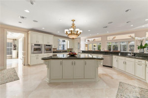 Island Kitchen