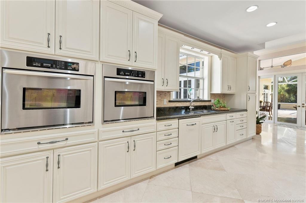 Wall Ovens