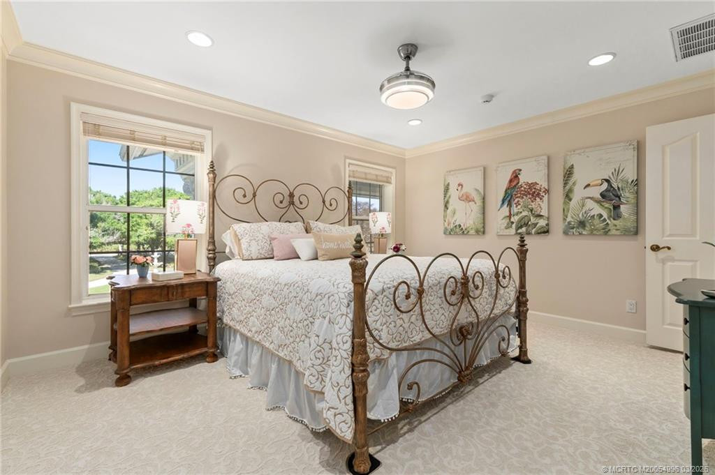 Third ensuite
