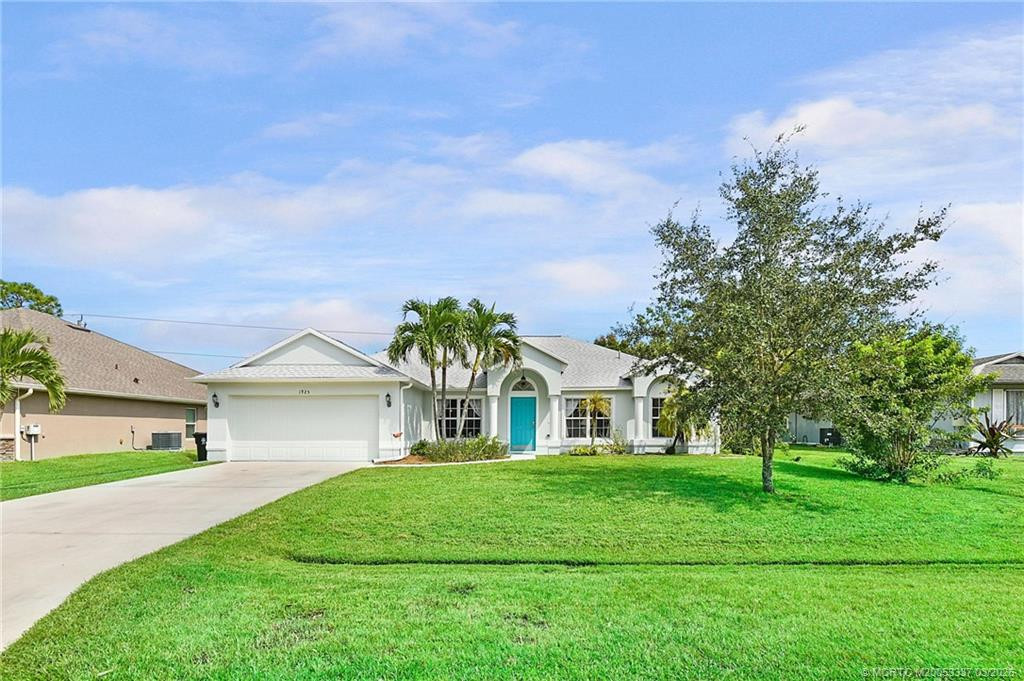 Photo 2 at 1925 SW Sylvester Lane, Port St. Lucie
