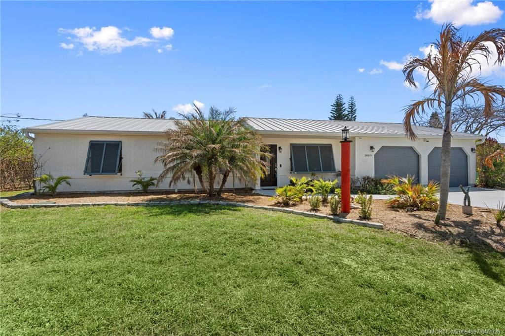 Photo 2 at 3009 SE Darien Road, Port St. Lucie