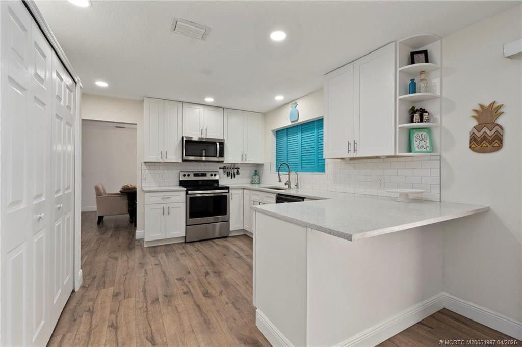 Photo 7 at 3009 SE Darien Road, Port St. Lucie