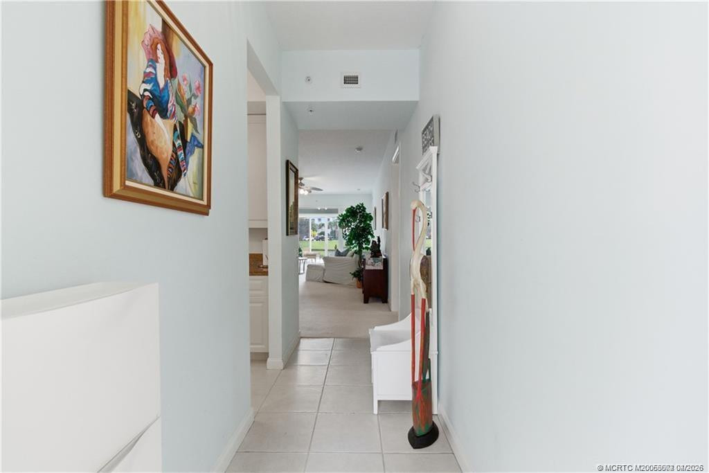 Photo 2 at 1 Harbour Isle Drive 104, Fort Pierce