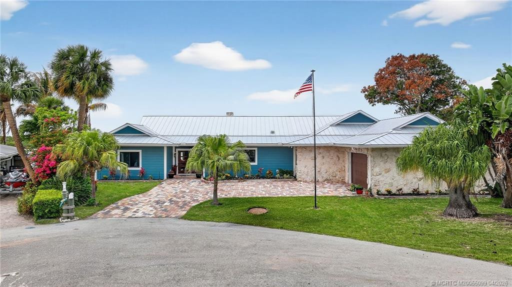 Photo 6 at 276 Bermuda Beach Drive, Hutchinson Island