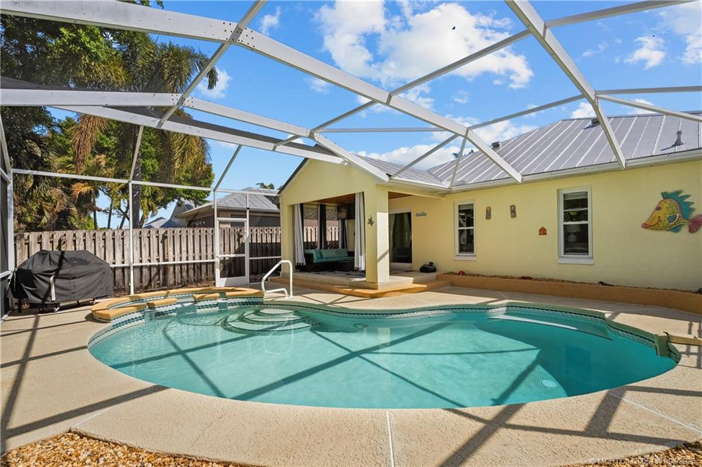 Pool, Spa, Patio at 820 NW Waterlily Place, Jensen Beach