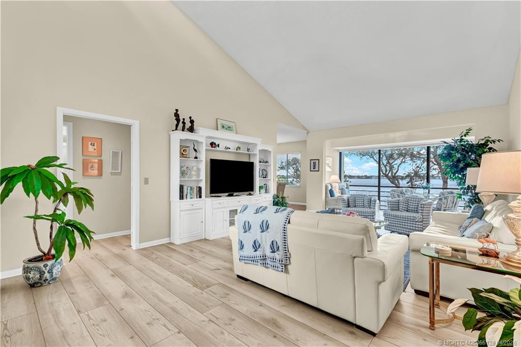 2560 NW Seagrass Drive 6B, Palm City, FL 34990