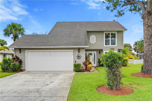 4332 Gator Trace Circle, Fort Pierce, FL 34982