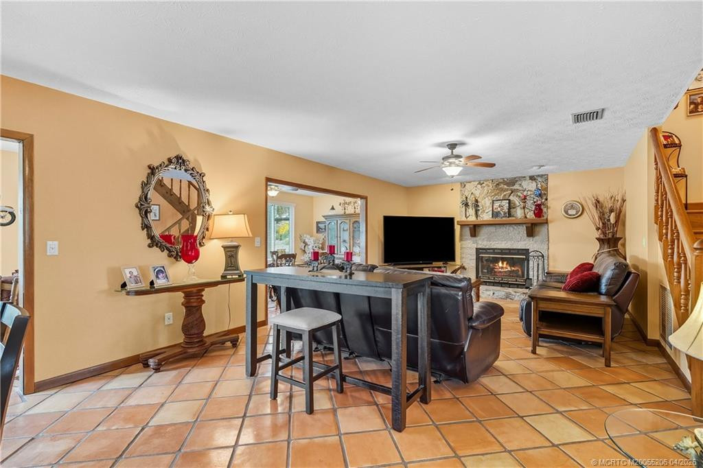 4332 Gator Trace Circle, Fort Pierce FL - photo 15 of 58