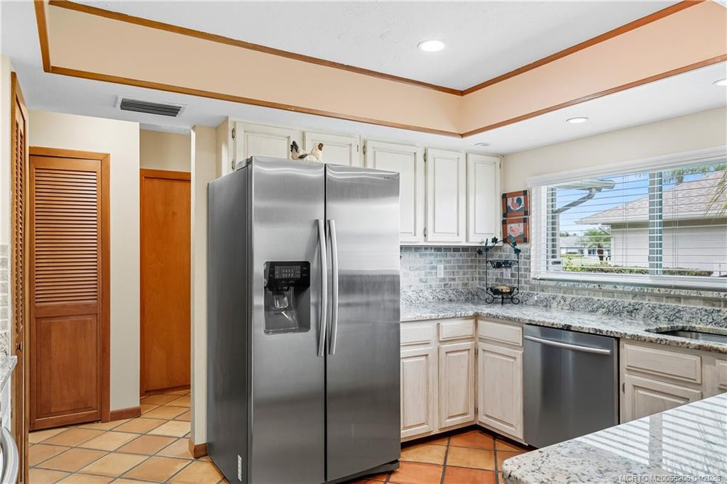 4332 Gator Trace Circle, Fort Pierce FL - photo 20 of 58
