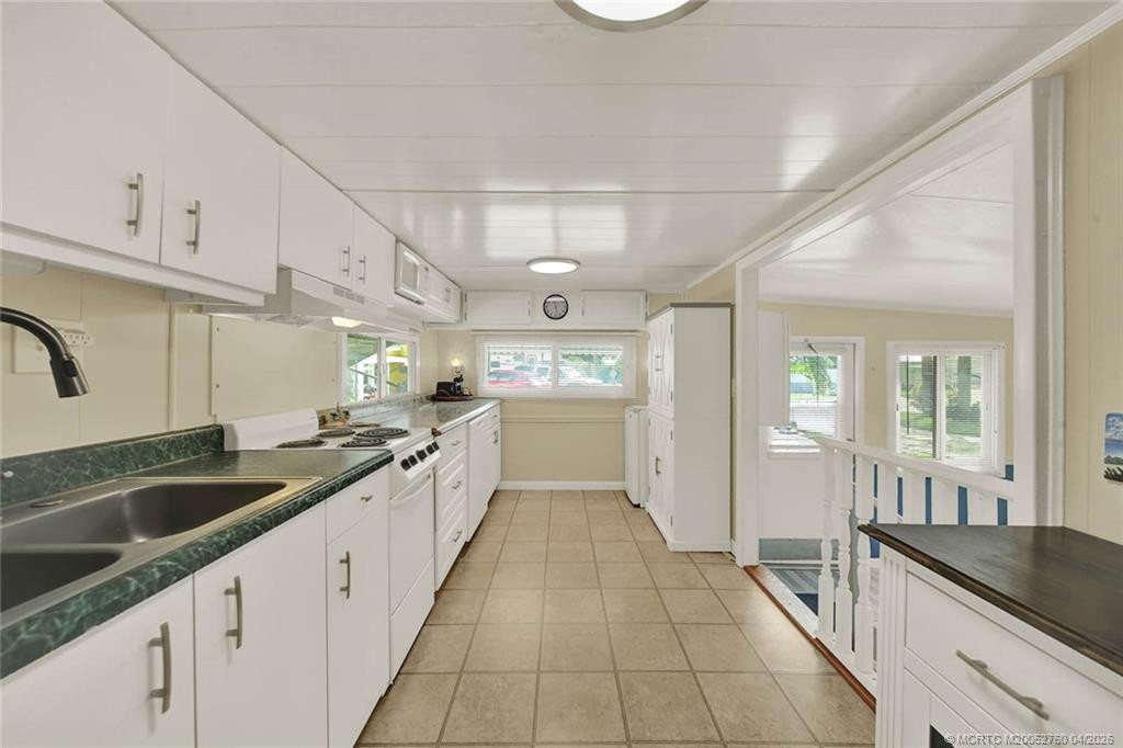 10725 S Ocean Drive #162, Jensen Beach FL - photo 12 of 34